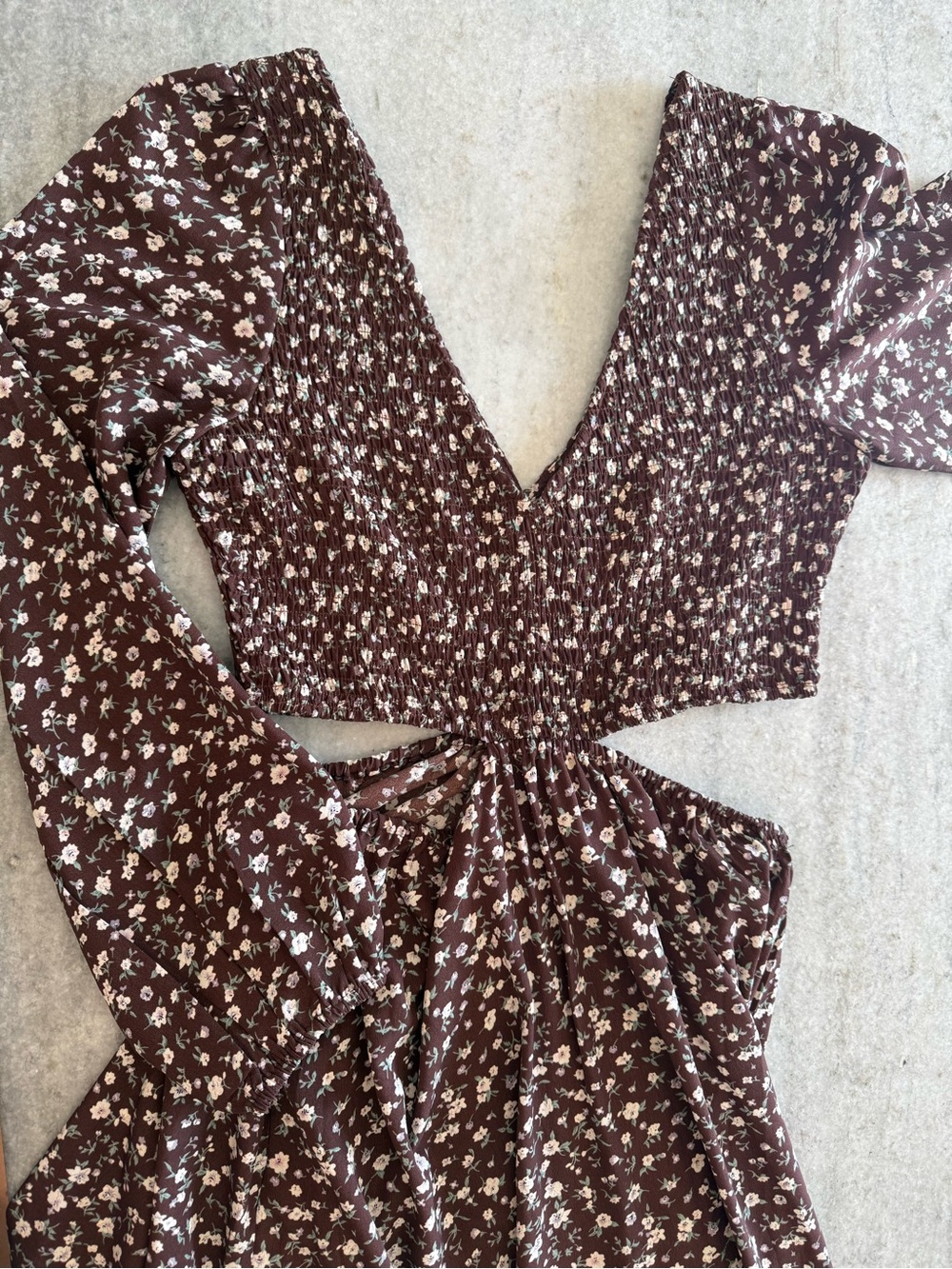 Harper & Me Burgundy Floral Midi Dress with Cutout Waist - US 6 / Aus 10 - Picture 4 of 10